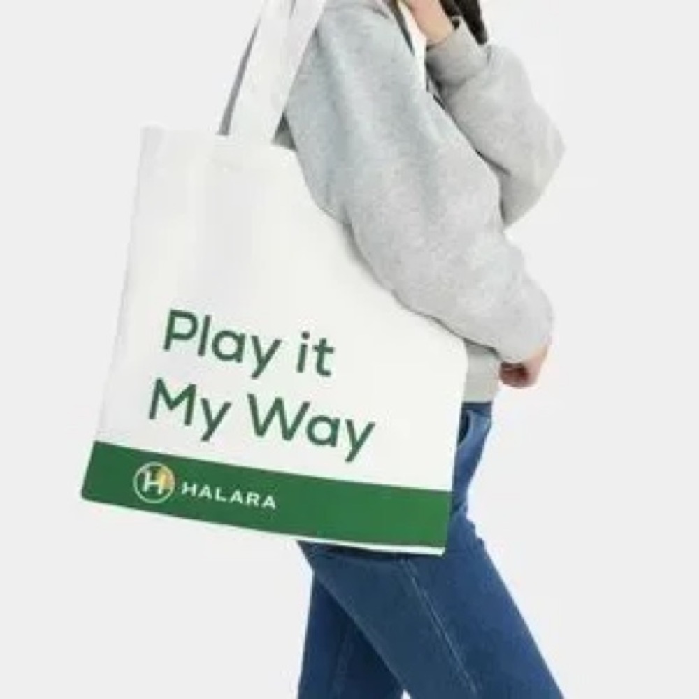 NWT Halara Play It My Way Canvas Tote Bag White/Green 14" x 14"